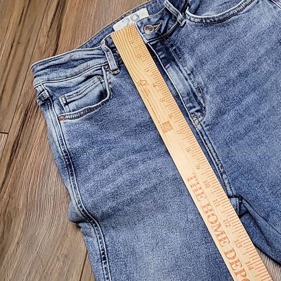 We The Free Jeans Womens 29 Blue Denim Distressed Skinny Straight Pants … - Picture 2 of 8